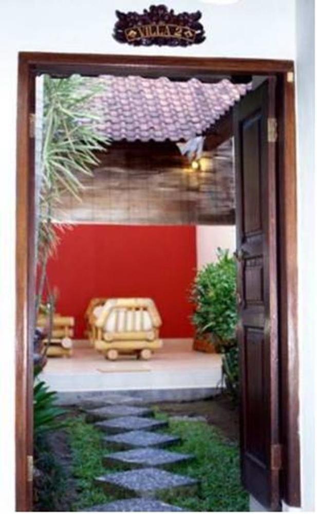 Yuli Bungalows Kuta Lombok Exterior foto